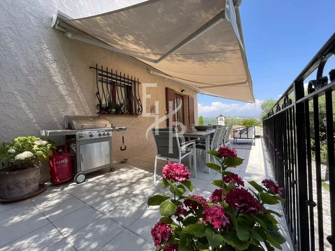 Maison à CAGNES-SUR-MER