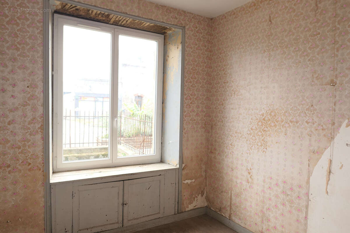 Centre ville de ST HILAIRE - photo 6
