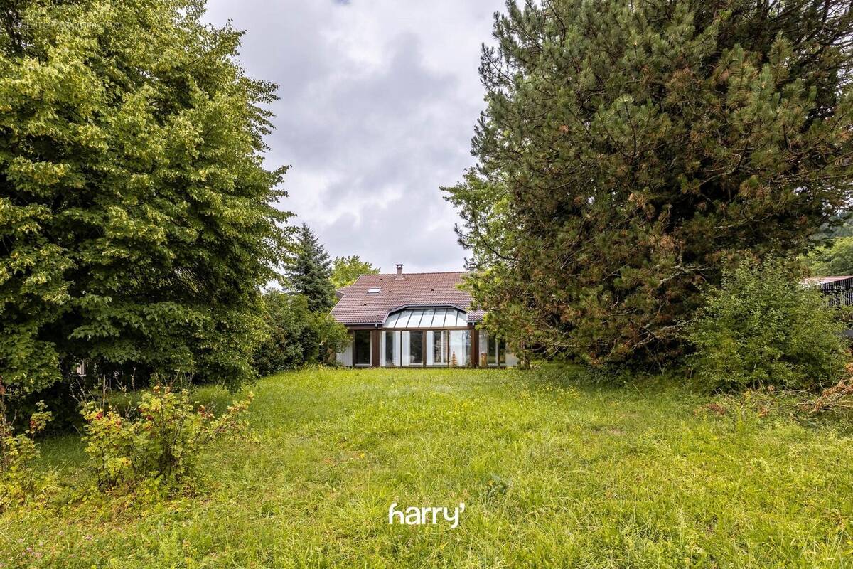 Maison à BIANS-LES-USIERS