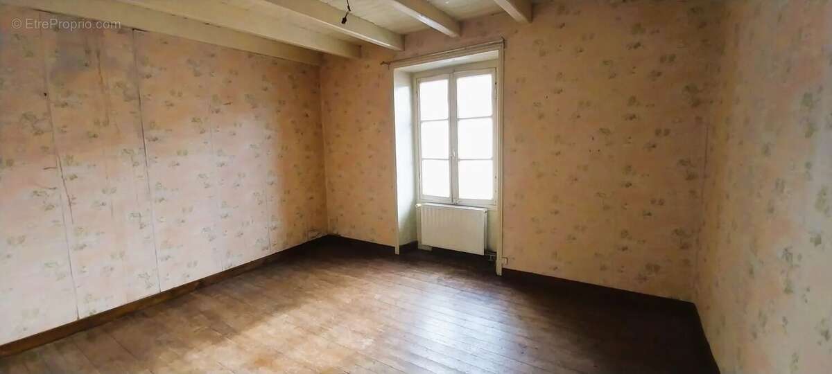 Maison à CHALANDRAY