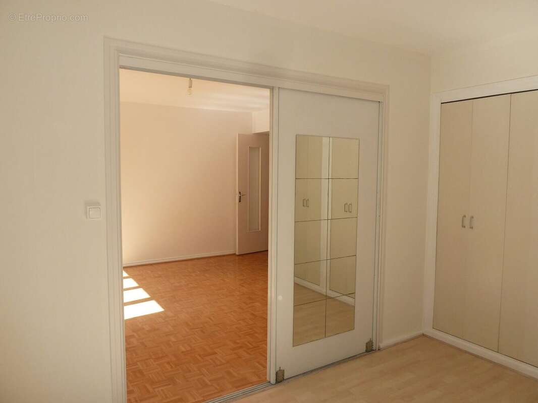 Appartement à LYON-8E