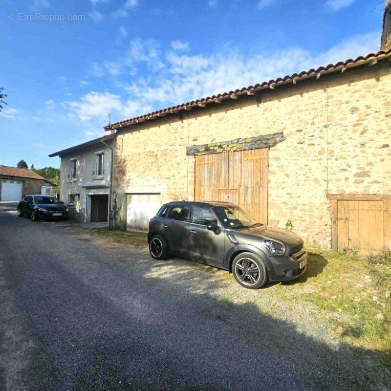 Maison à BOSMIE-L'AIGUILLE