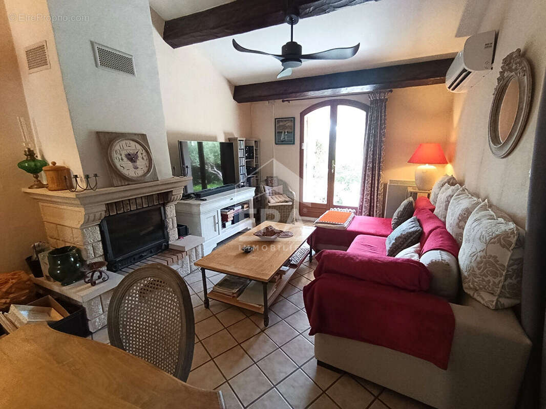 Maison à TARADEAU