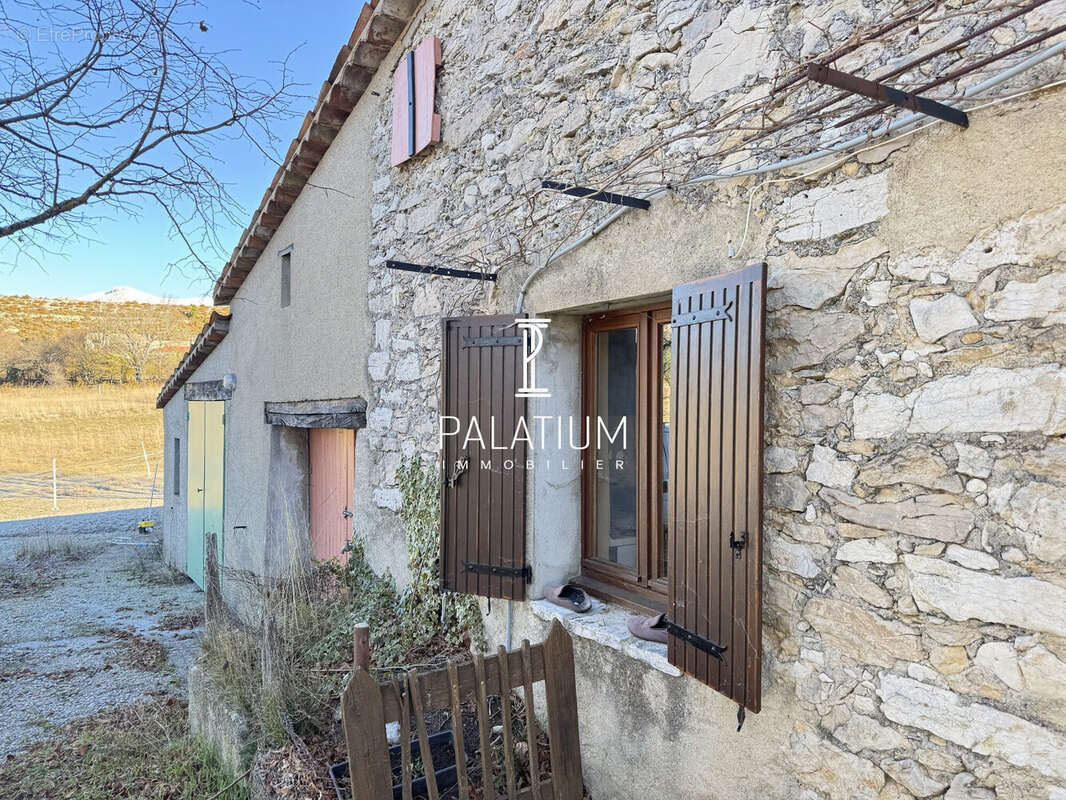 Maison à LA PALUD-SUR-VERDON
