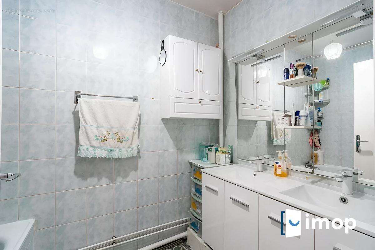 Appartement à SAINT-DENIS