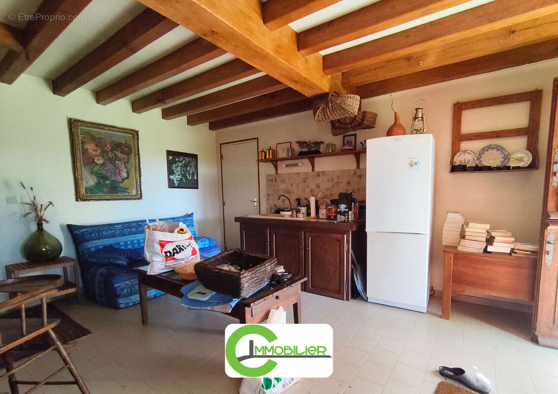 Maison à SEMUR-EN-VALLON