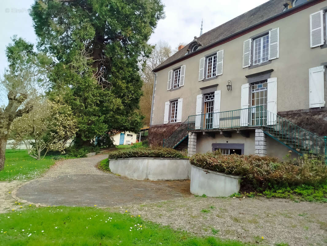 Maison à CLERMONT-FERRAND