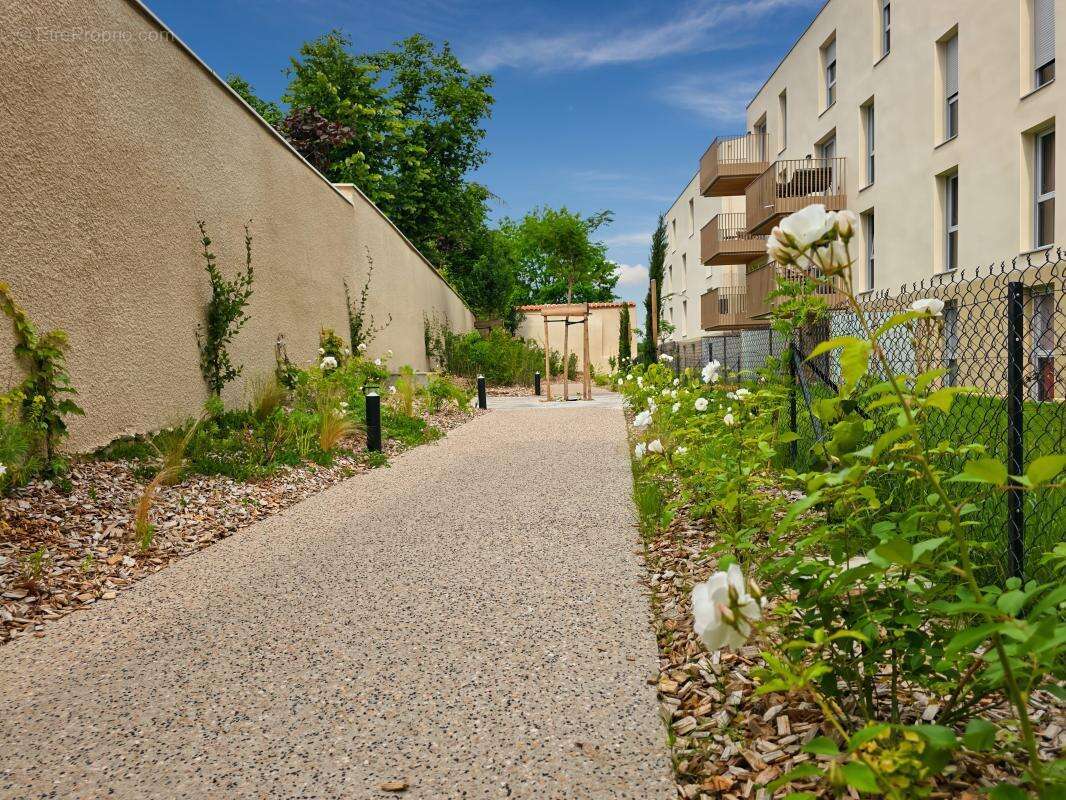 Appartement à RILLIEUX-LA-PAPE
