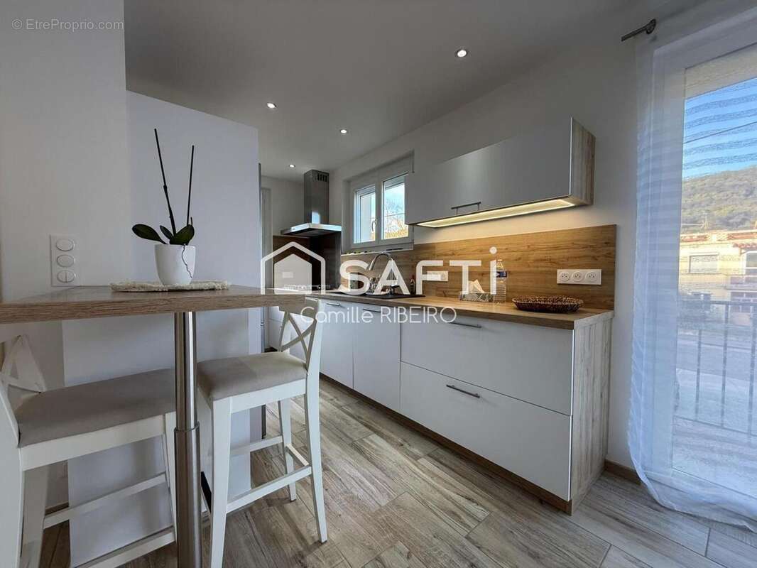 Photo 3 - Maison à REYNES