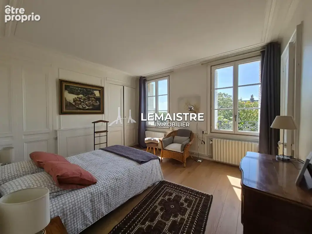 Appartement à vendre LE HAVRE SAINT MICHEL  Immeuble de caractère 2 chambres - Jardin copropriété - Stationnement - 72 m² - photo 5