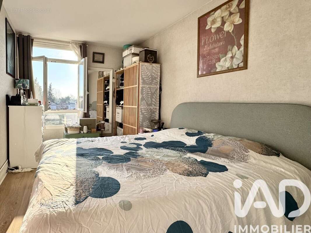 Photo 9 - Appartement à NOISY-LE-ROI