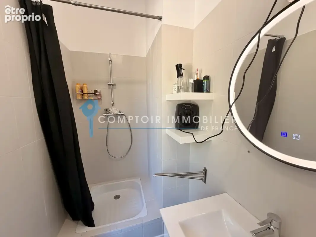 En exclusivité  Pépite et rare A vendre Vergèze, maison vigneronne entièrement rénové 190 m2 environ sur 300 m - photo 16