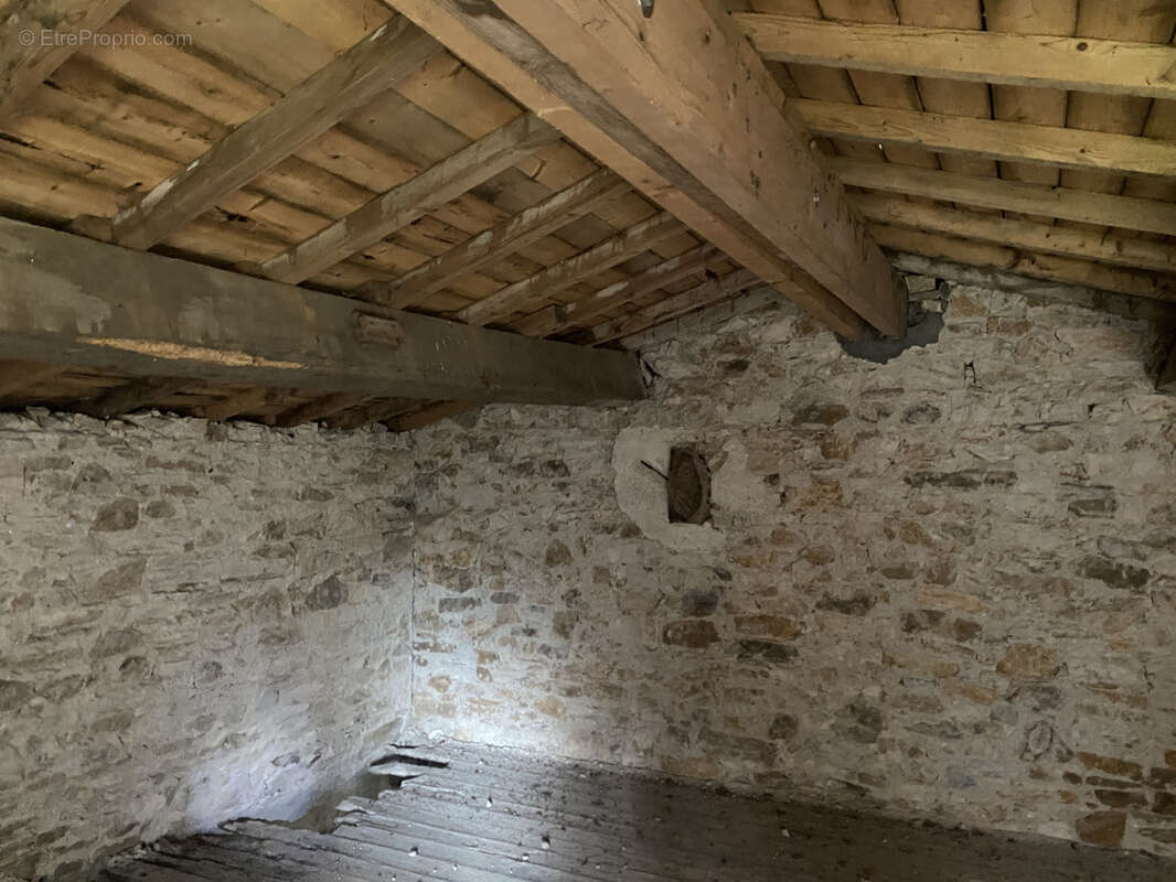 Maison à LE CELLIER