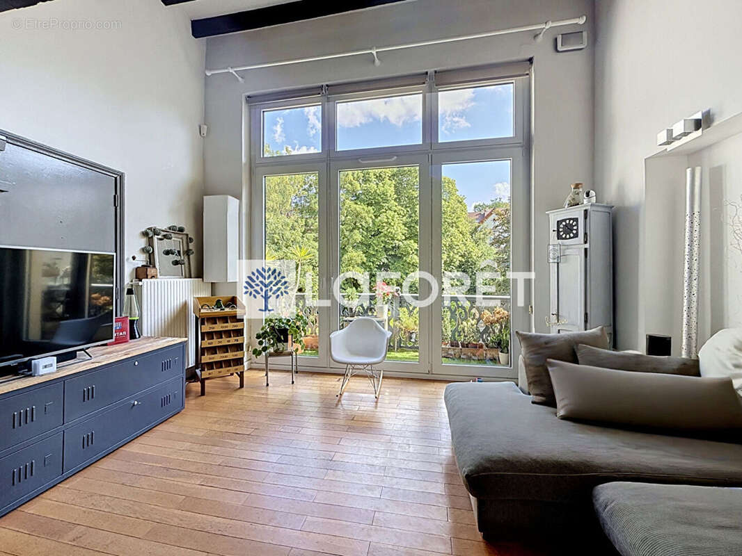 Appartement de charme de 83 m² au sol avec balcon et parking à Saint-Germain-en-Laye - photo 2