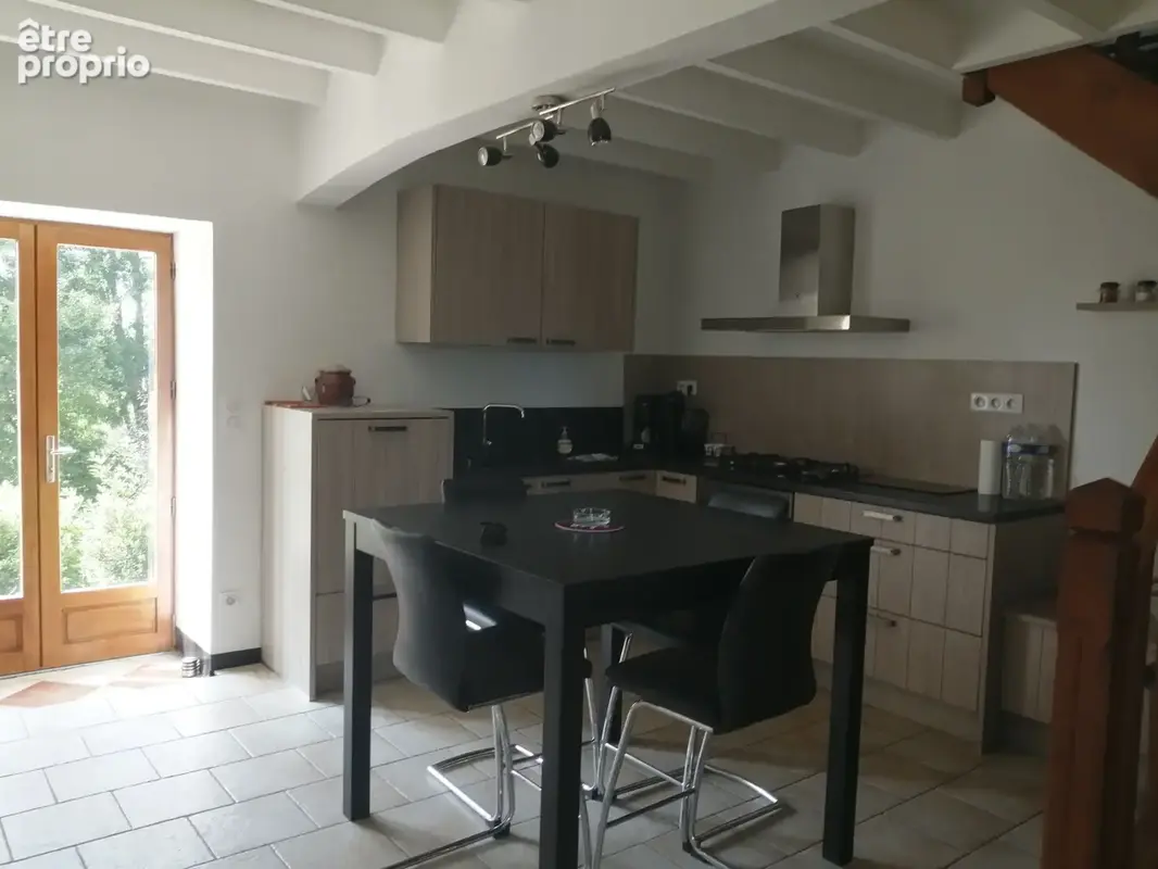 Maison atypique avec très beau jardin et vue sur la campagne - photo 9