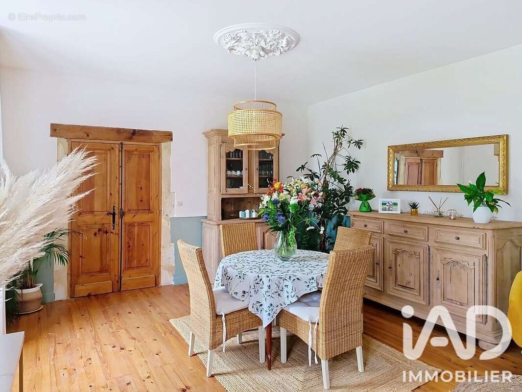 Maison 437 m² à Saint-Meard-De-Gurcon  - photo 6