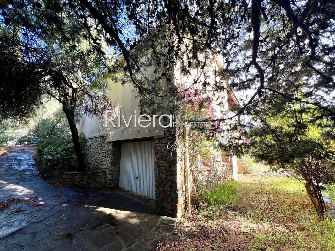 Maison à CAVALAIRE-SUR-MER