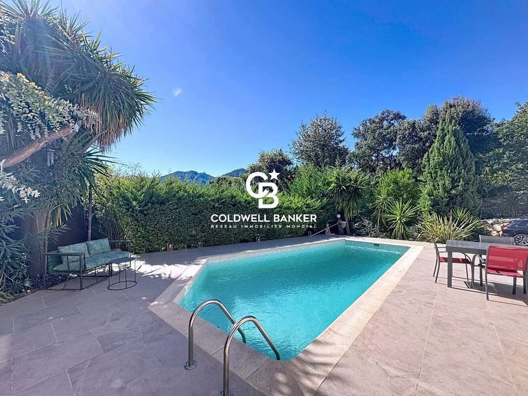 Maison à LES ADRETS-DE-L&#039;ESTEREL