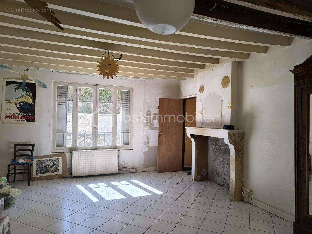 Maison à EVAILLE