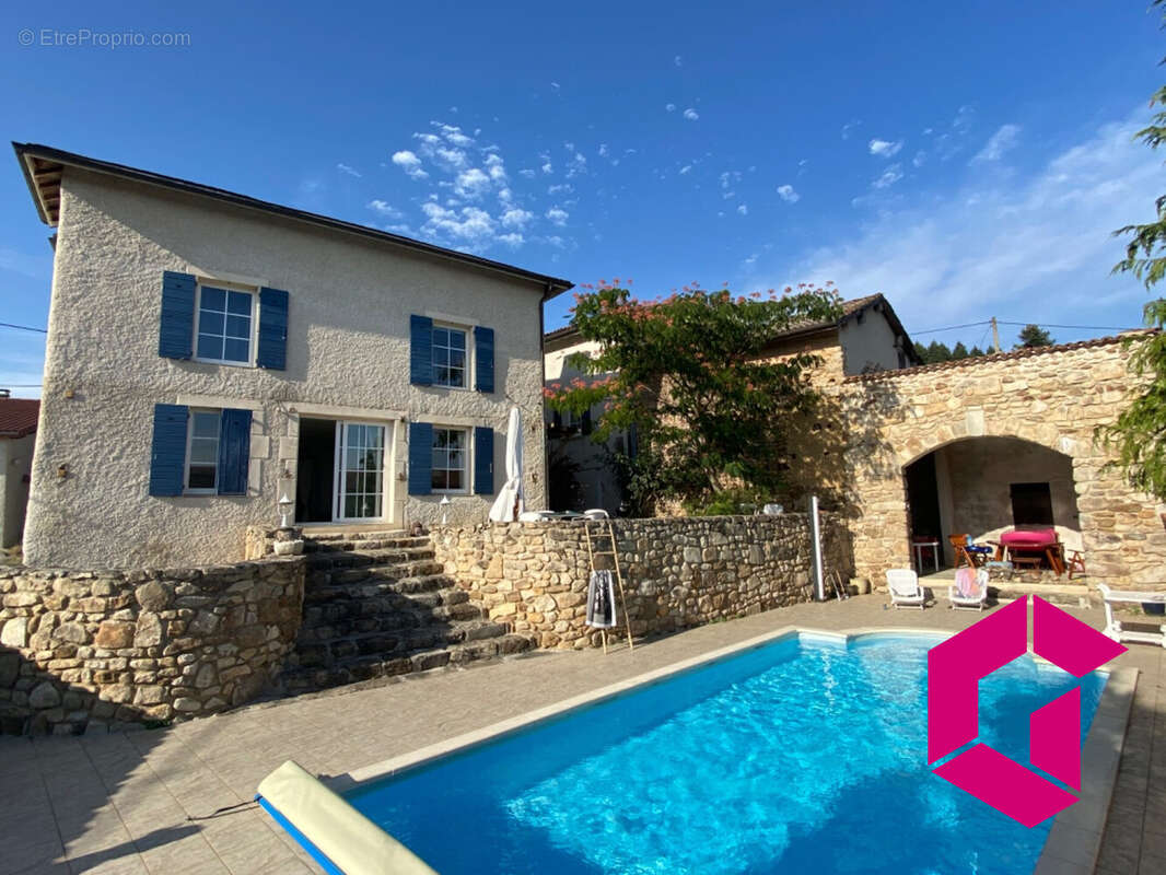 Maison à VOLLORE-VILLE