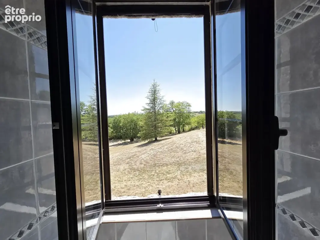 Très belle propriété à vendre dans le sud du Lot sur les hauteurs avec une superbe vue - photo 15