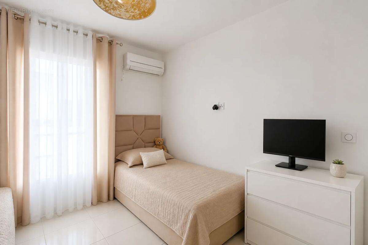 Maison contemporaine avec piscine à Saint-Gilles - photo 5
