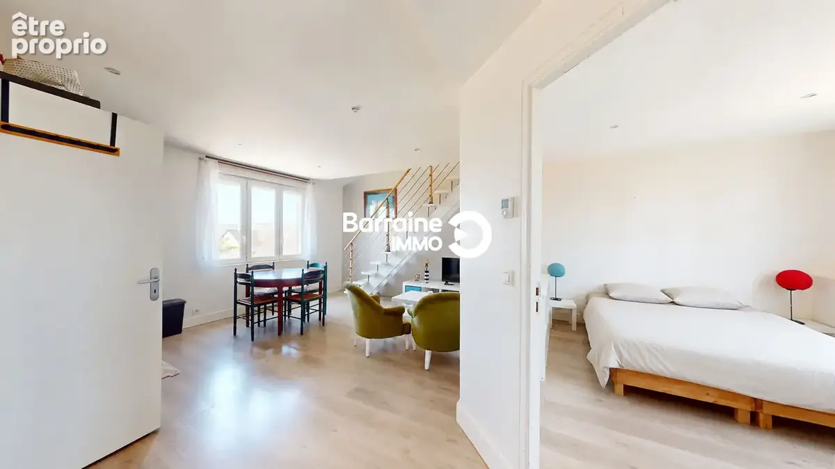 A vendre - barraine immo - immeuble local et deux t3 - porspoder - 200m de la plage - photo 2