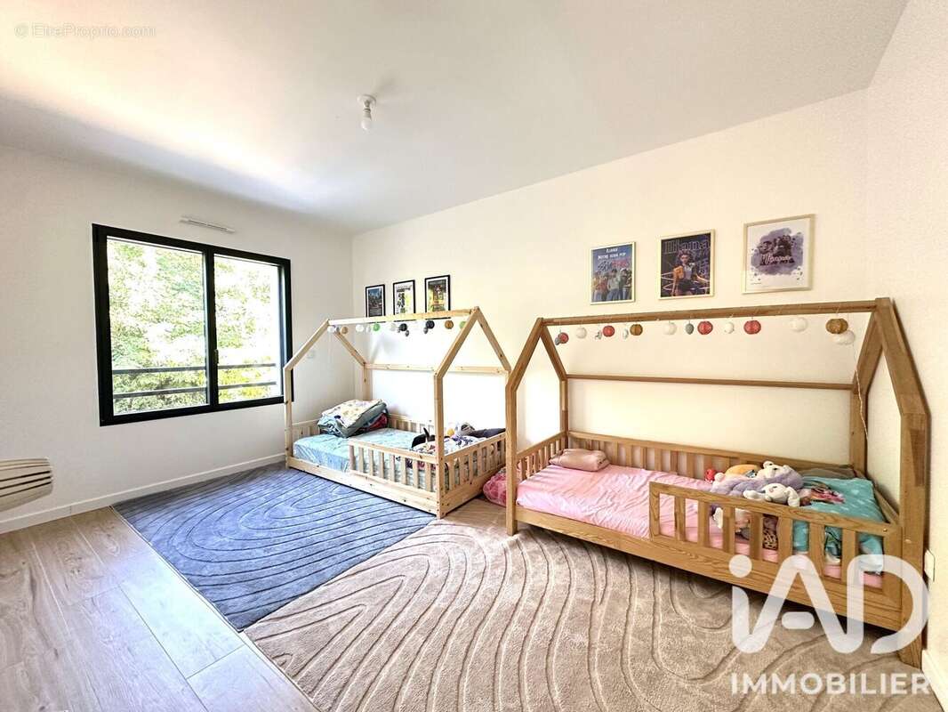 Maison 135 m² à Saulx-Les-Chartreux  - photo 8