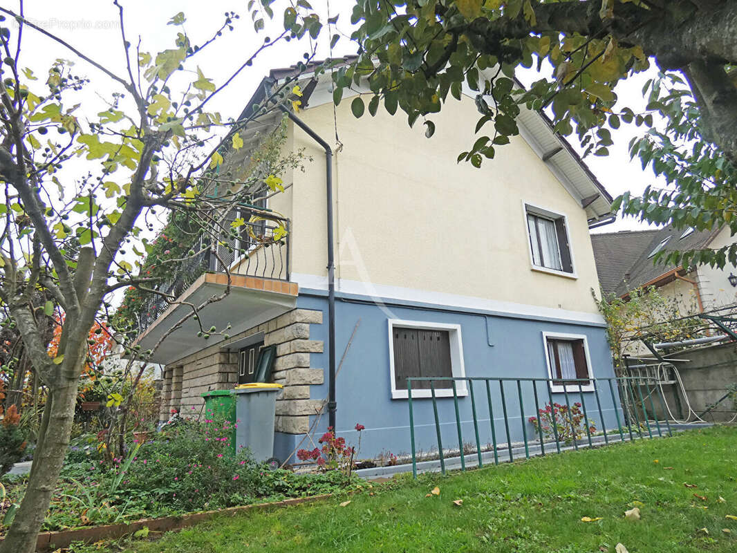 Maison à CLICHY-SOUS-BOIS