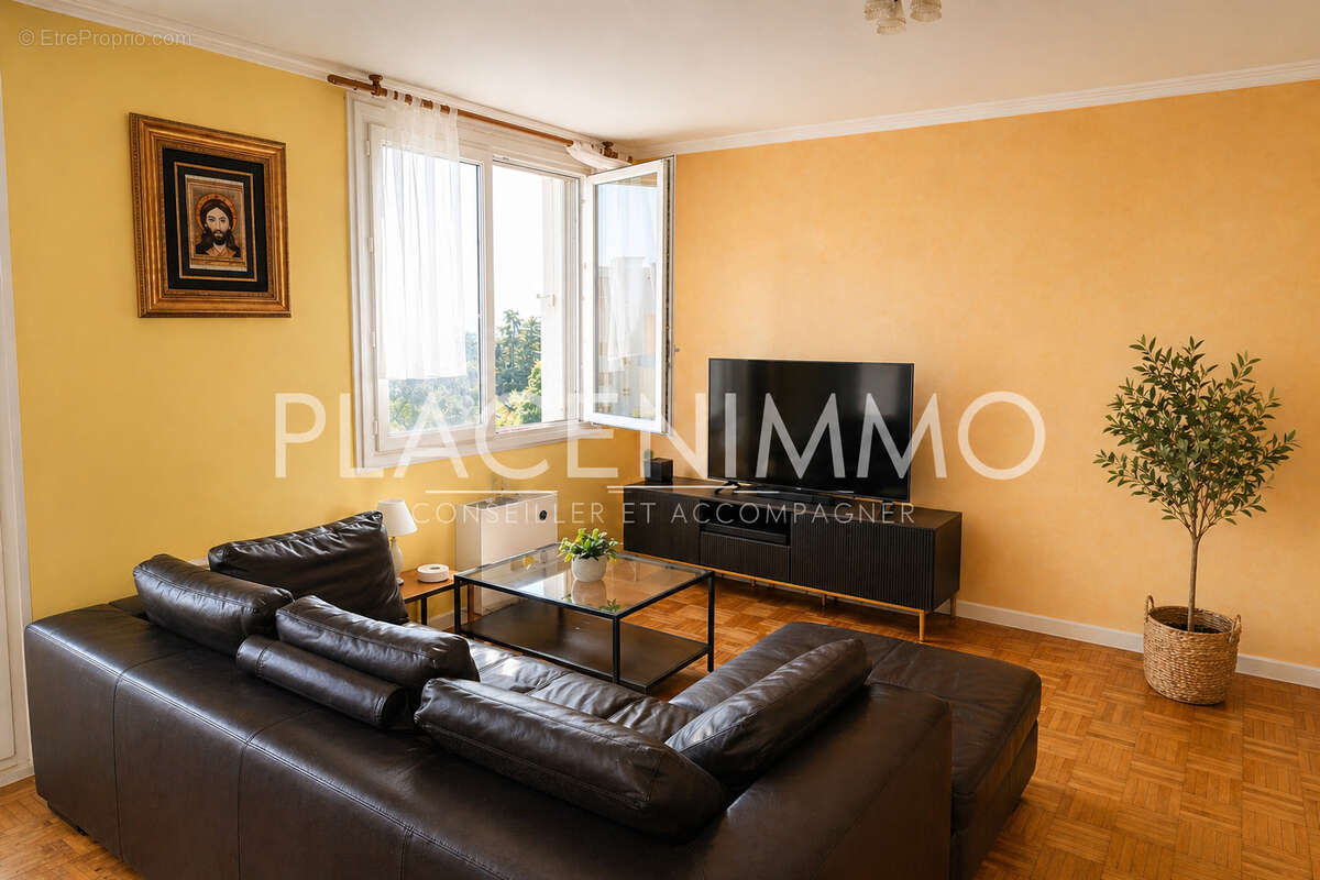 Appartement à LYON-5E