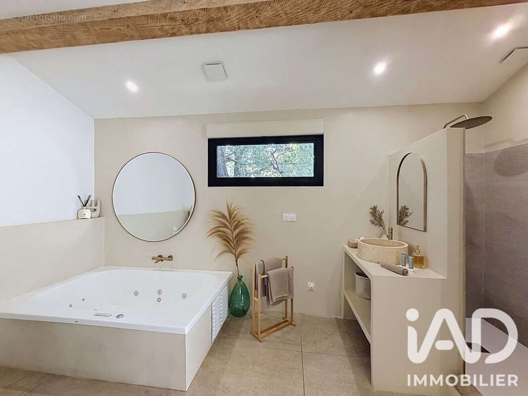 Maison 30 m² à Aubagne  - photo 5
