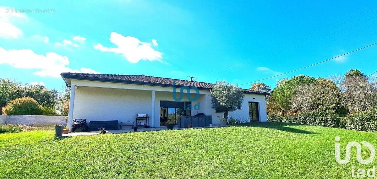 Photo 1 - Maison à ARCAMBAL