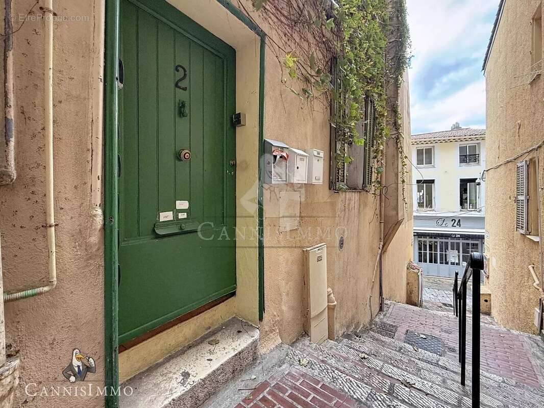 Appartement à CANNES