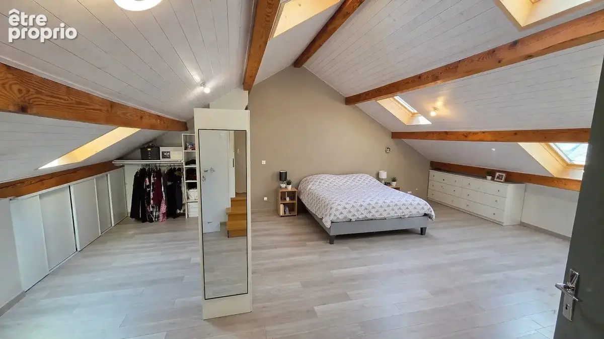 Appartement 5 pièces 149 m² à vendre à Messery (74140) - photo 4