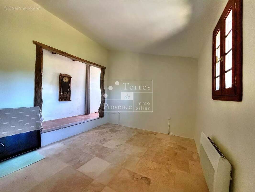 Appartement à TOURTOUR