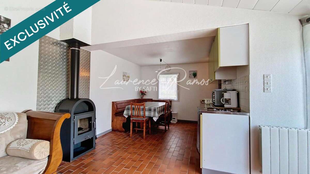 Photo 3 - Appartement à VIEILLE-BRIOUDE