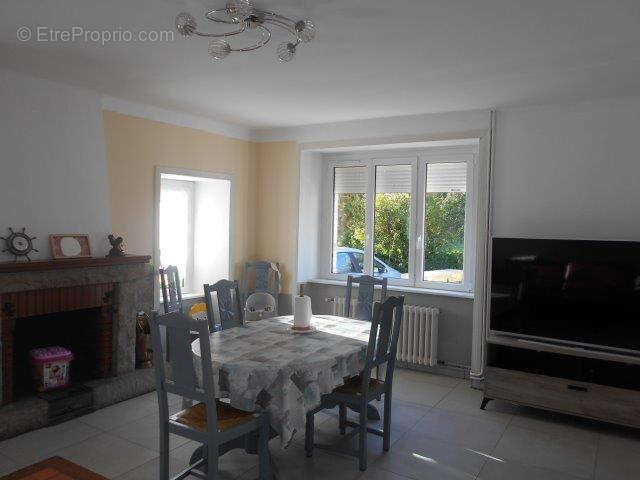 Maison à LE HAUT-CORLAY