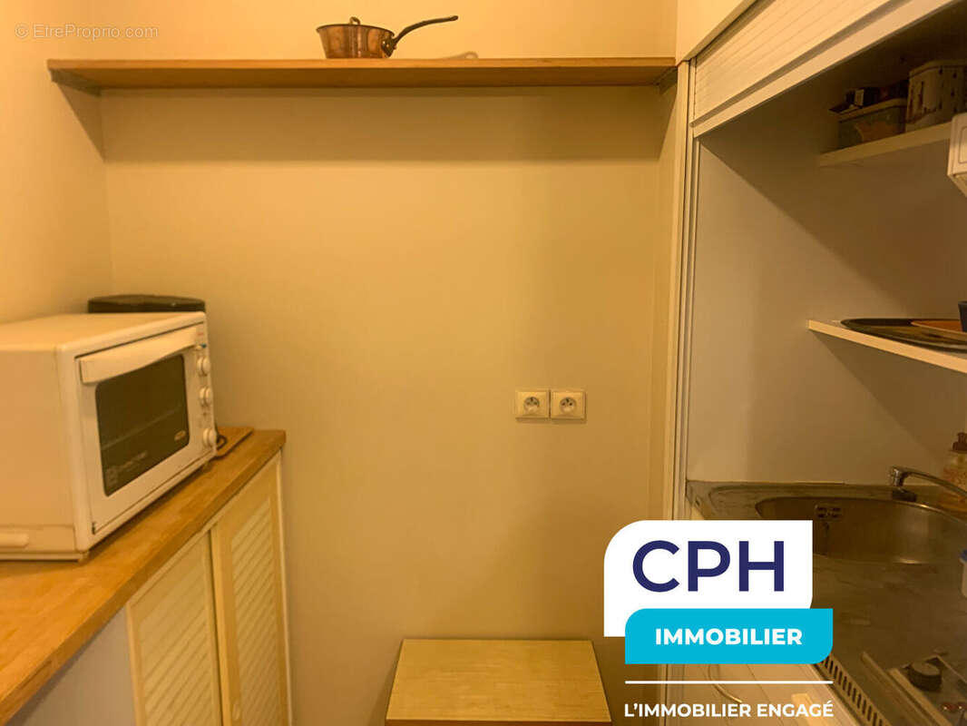 Appartement à COURBEVOIE