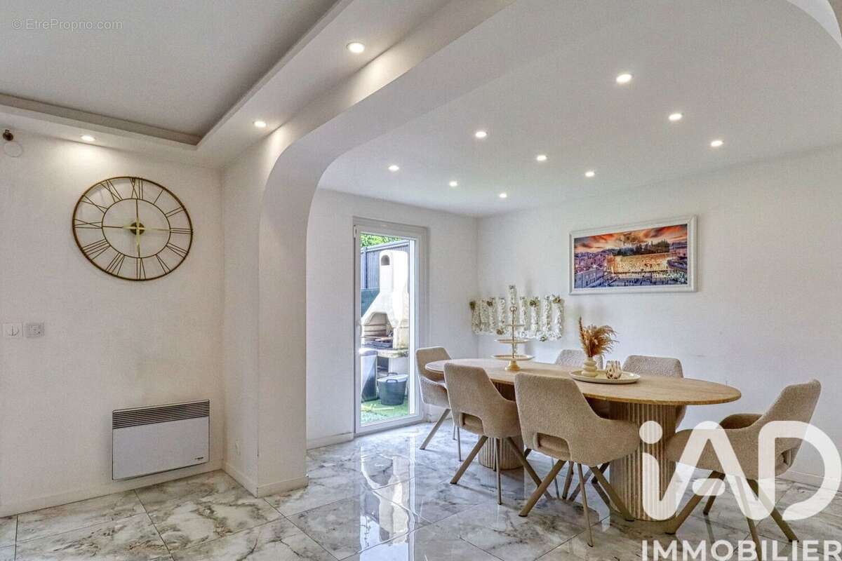Photo 3 - Maison à SAINT-BRICE-SOUS-FORET
