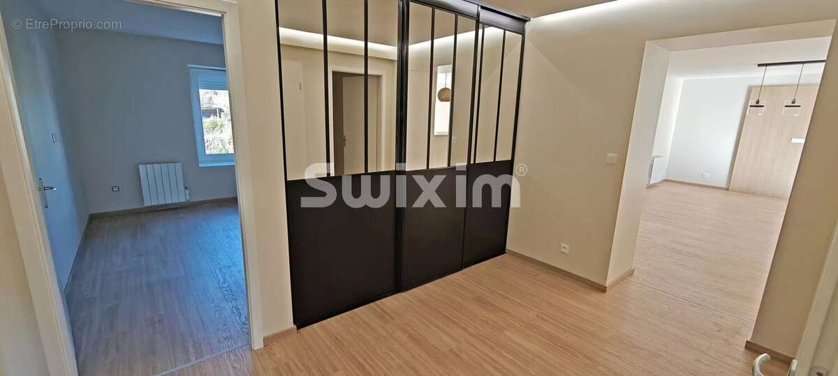 Appartement à LE DESCHAUX