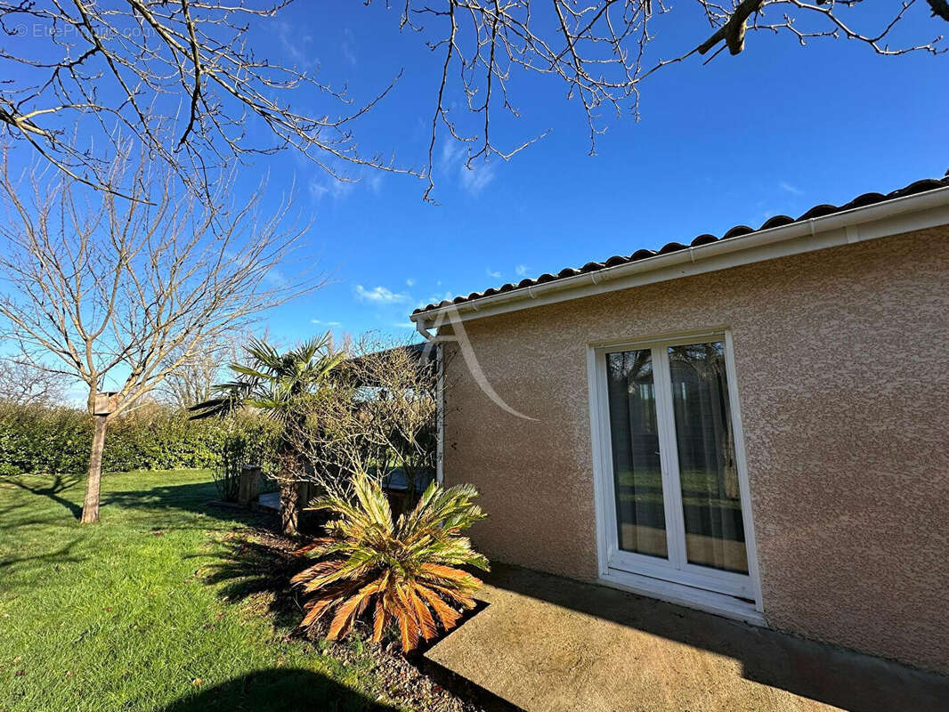 Maison à MONTASTRUC-LA-CONSEILLERE