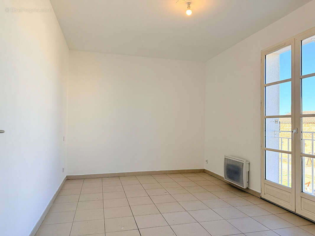 Maison Bouchet - 4 pièces - 93m² avec garage, parking privé et cour - photo 14