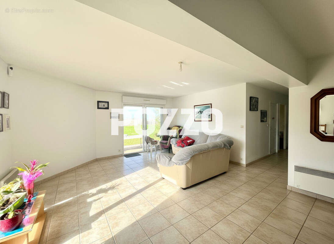 Maison à SAINT-PAIR-SUR-MER