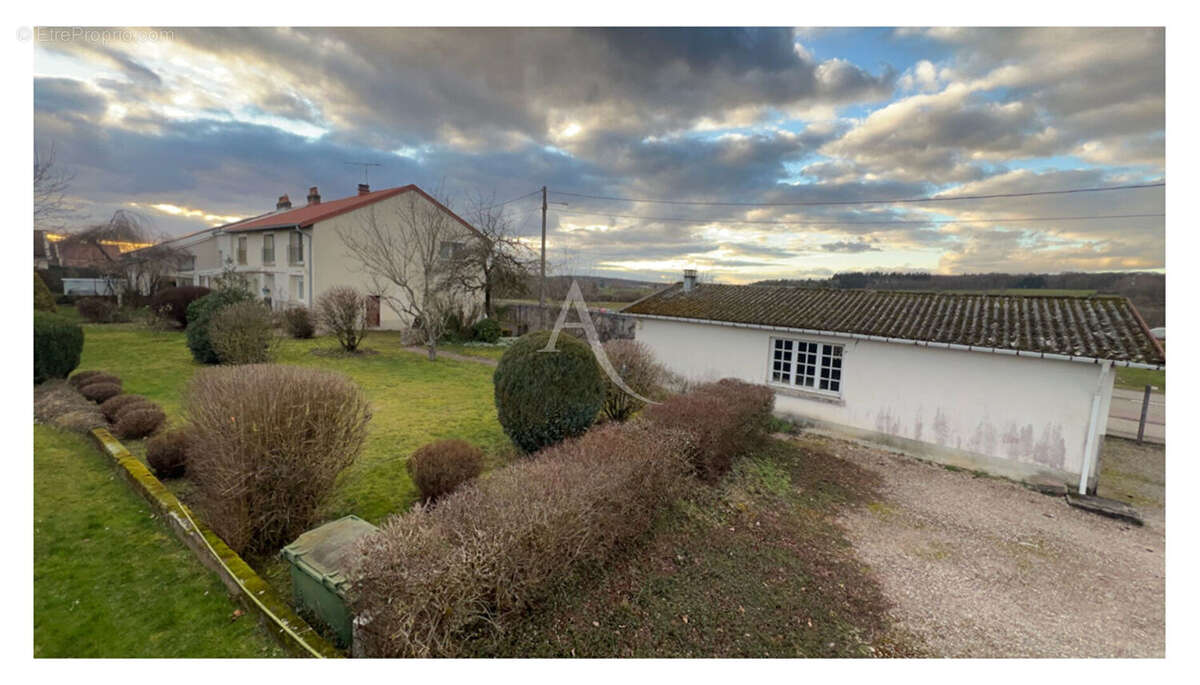 Maison à DEYVILLERS