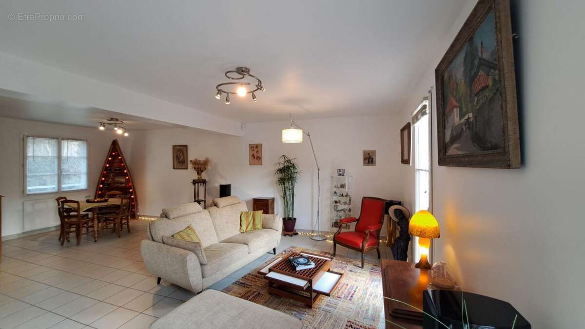 Maison à BOIS-D'ARCY