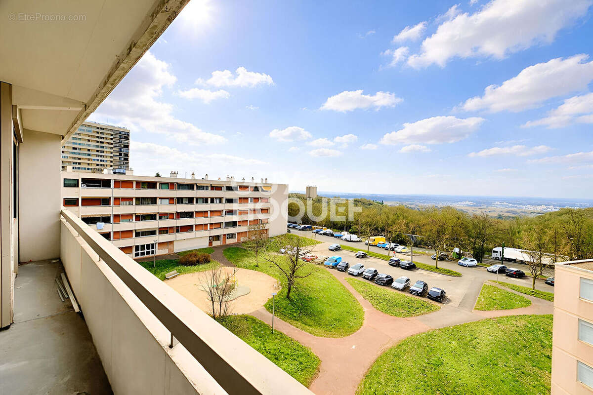 Appartement à RILLIEUX-LA-PAPE