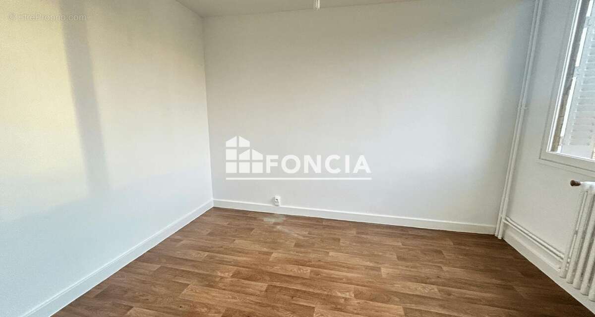 Appartement à LYON-8E