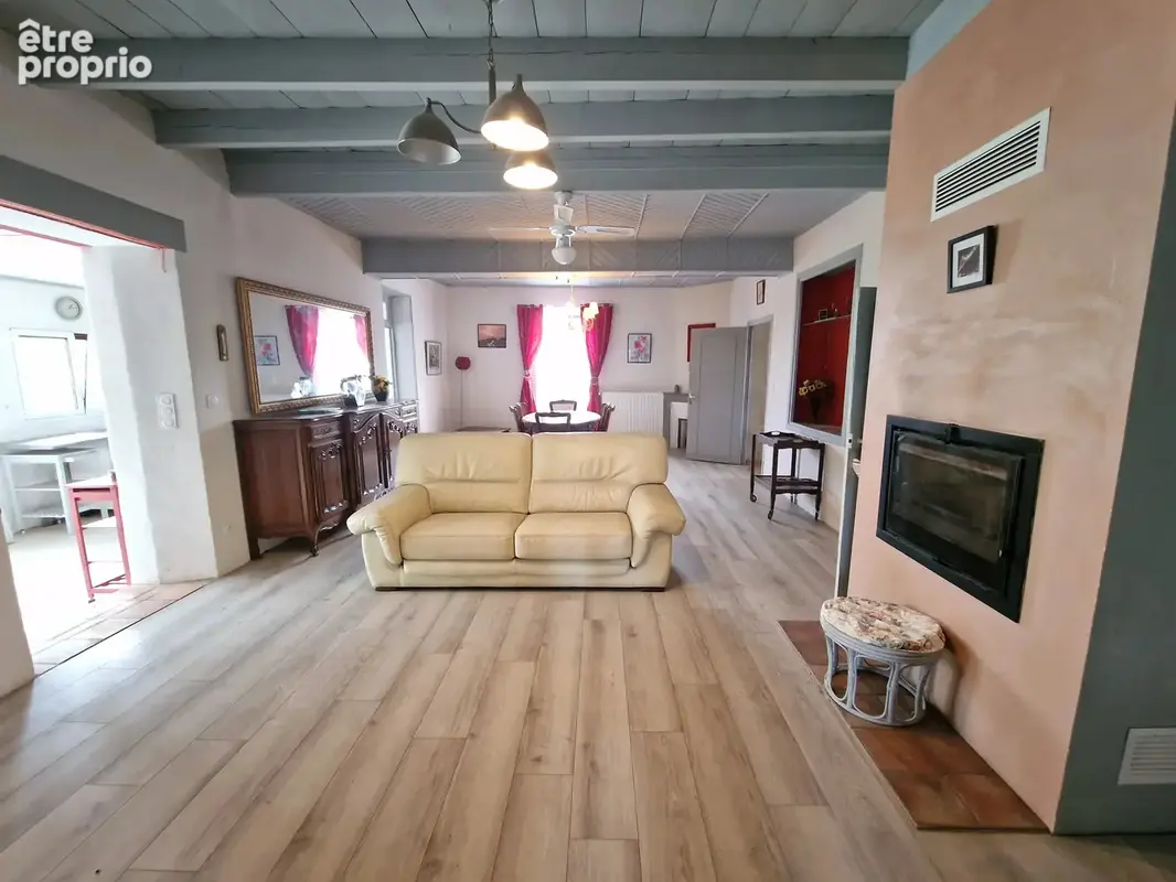 Belle propriété en pierre avec vues sur la campagne - photo 3