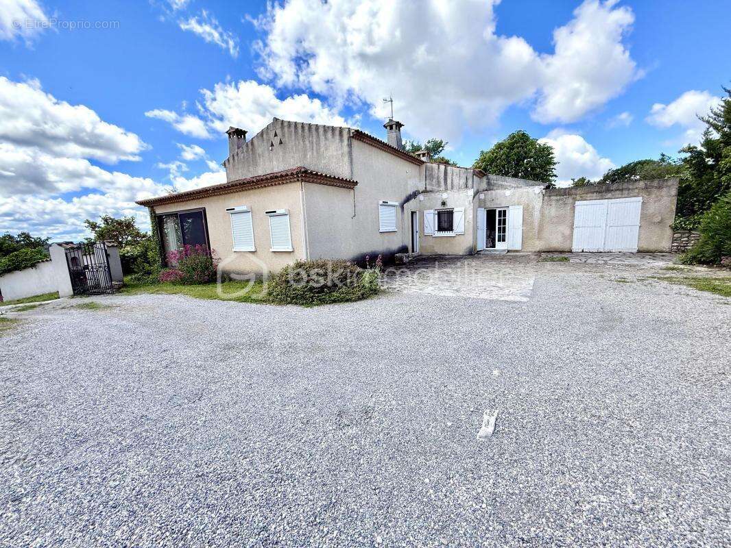 Maison à VALENSOLE