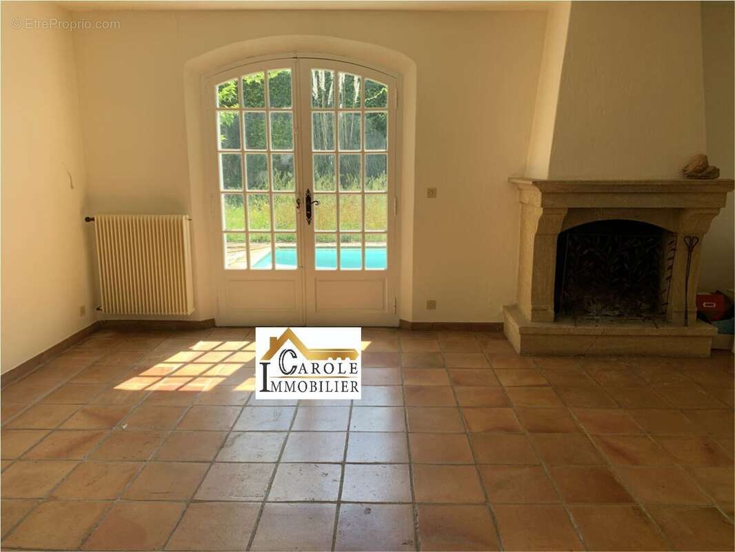 Maison à MANDELIEU-LA-NAPOULE